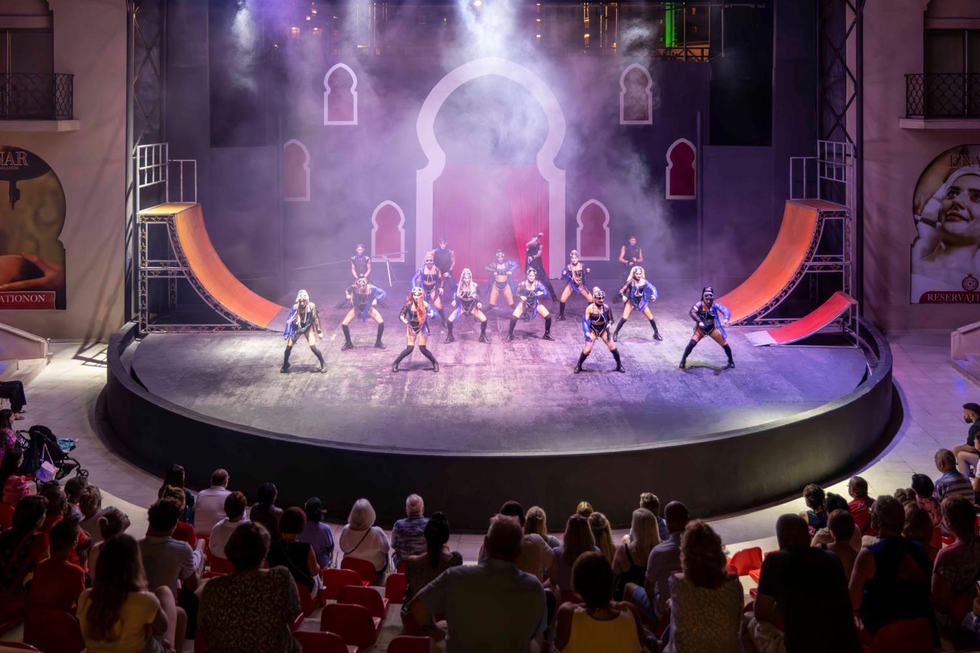 Spice Hotel & Spa Belek Eksteriør bilde The stage of the theater