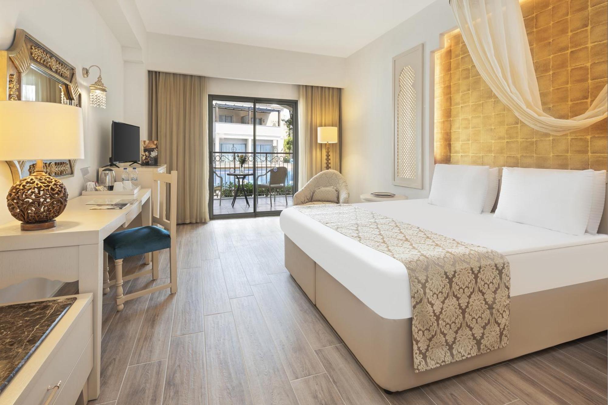 Spice Hotel & Spa Belek Eksteriør bilde Deluxe Room