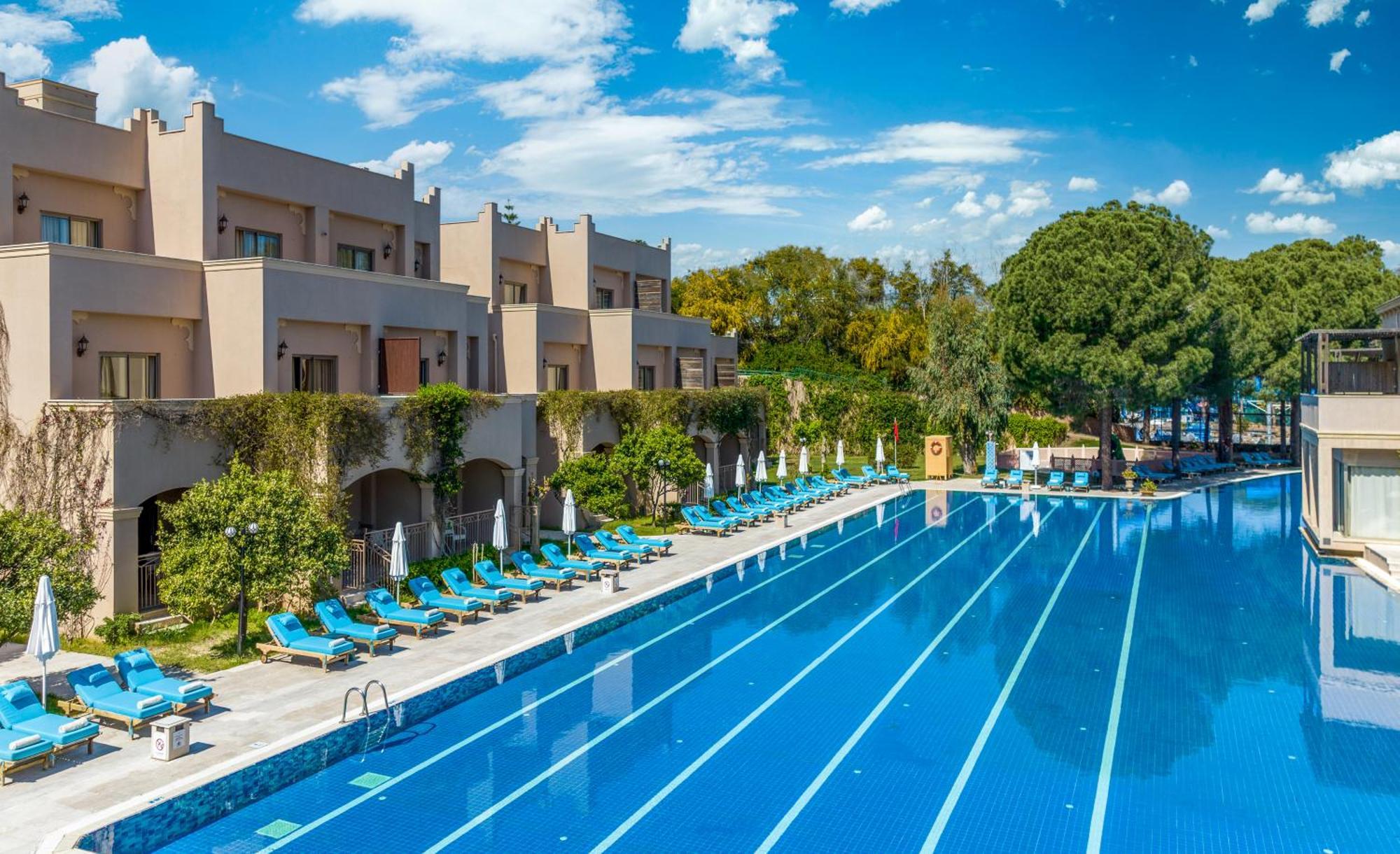 Spice Hotel & Spa Belek Eksteriør bilde The swimming pool at the hotel