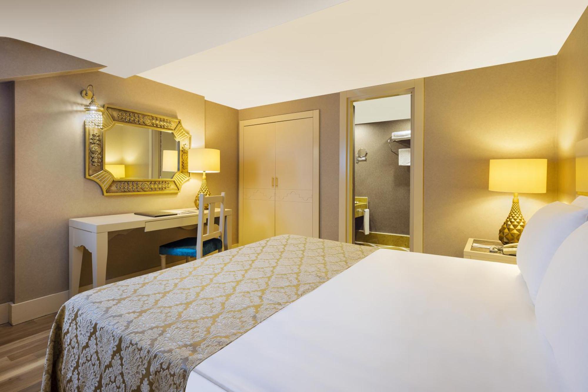 Spice Hotel & Spa Belek Eksteriør bilde A bedroom at the hotel